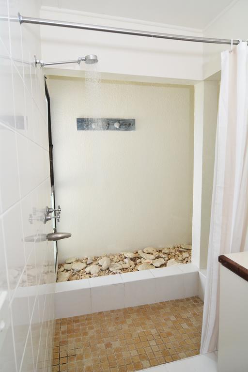 Pacific Lagoon Apartments Порт-Вила Экстерьер фото